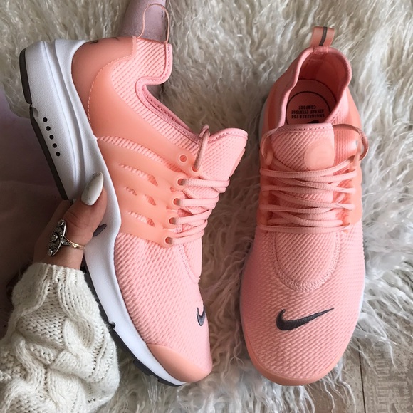 NWT Nike Air Presto Pink - Picture 3 of 7